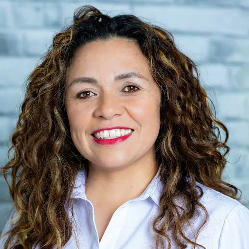 Natalia Rodriguez Commercial Specialist / Human Resources